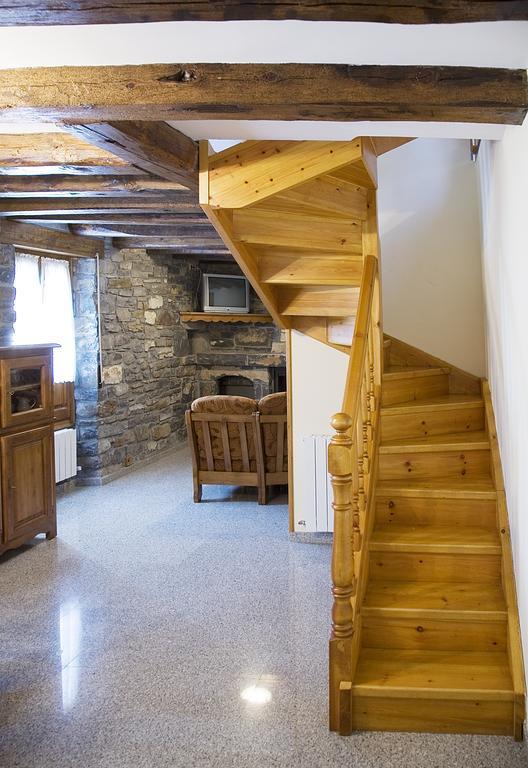 Apartamentos Casa Buisan Брото Номер фото